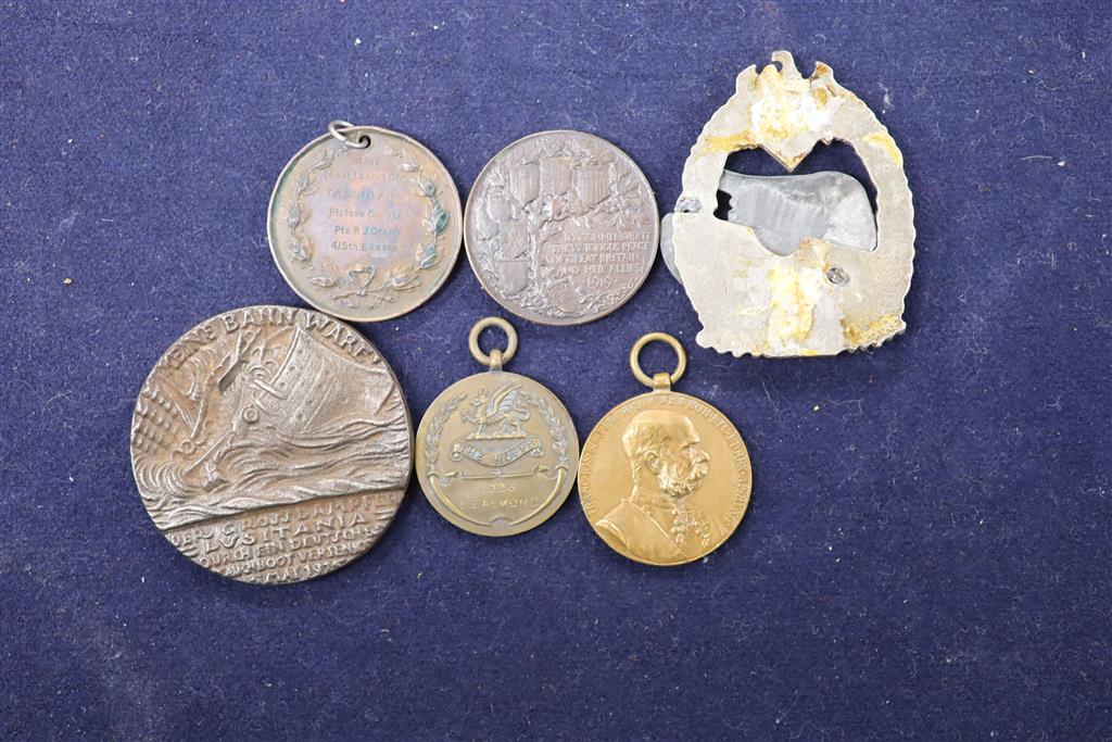 A quantity of Military and Civilian medals / badges